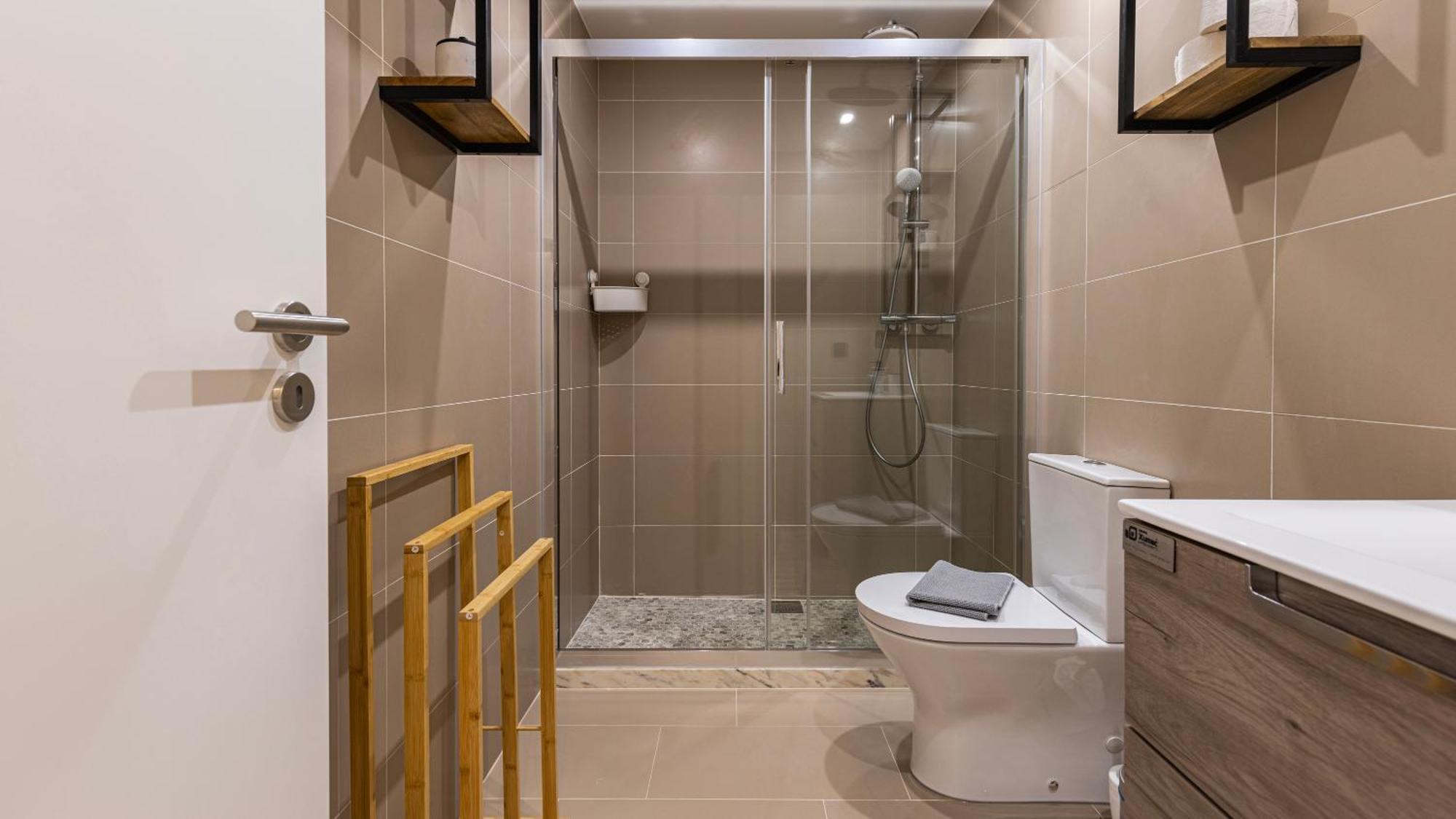 Amazing 3bdr Duplex In By Lovelystay * Lisbon