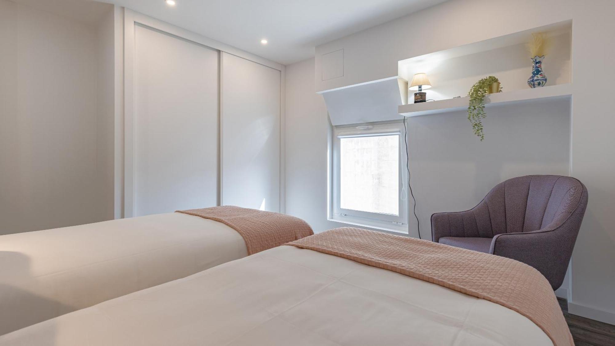 Amazing 3bdr Duplex In By Lovelystay Lisbon