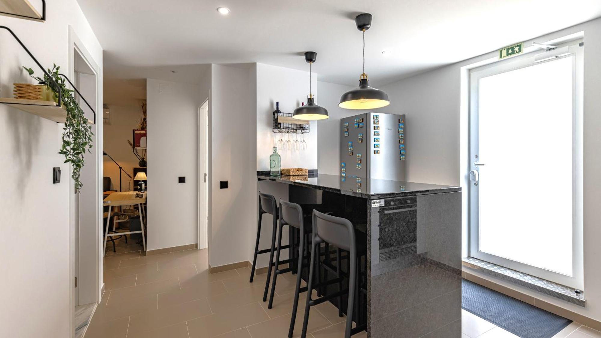 Amazing 3bdr Duplex In By Lovelystay Apartment