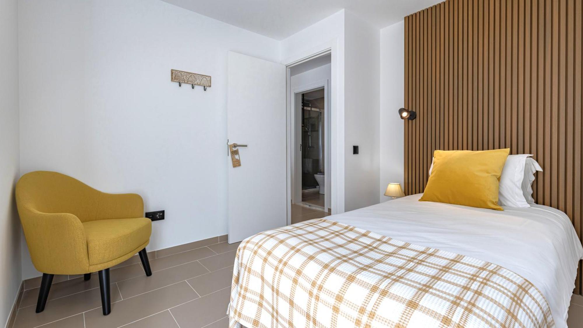 Amazing 3bdr Duplex In By Lovelystay *