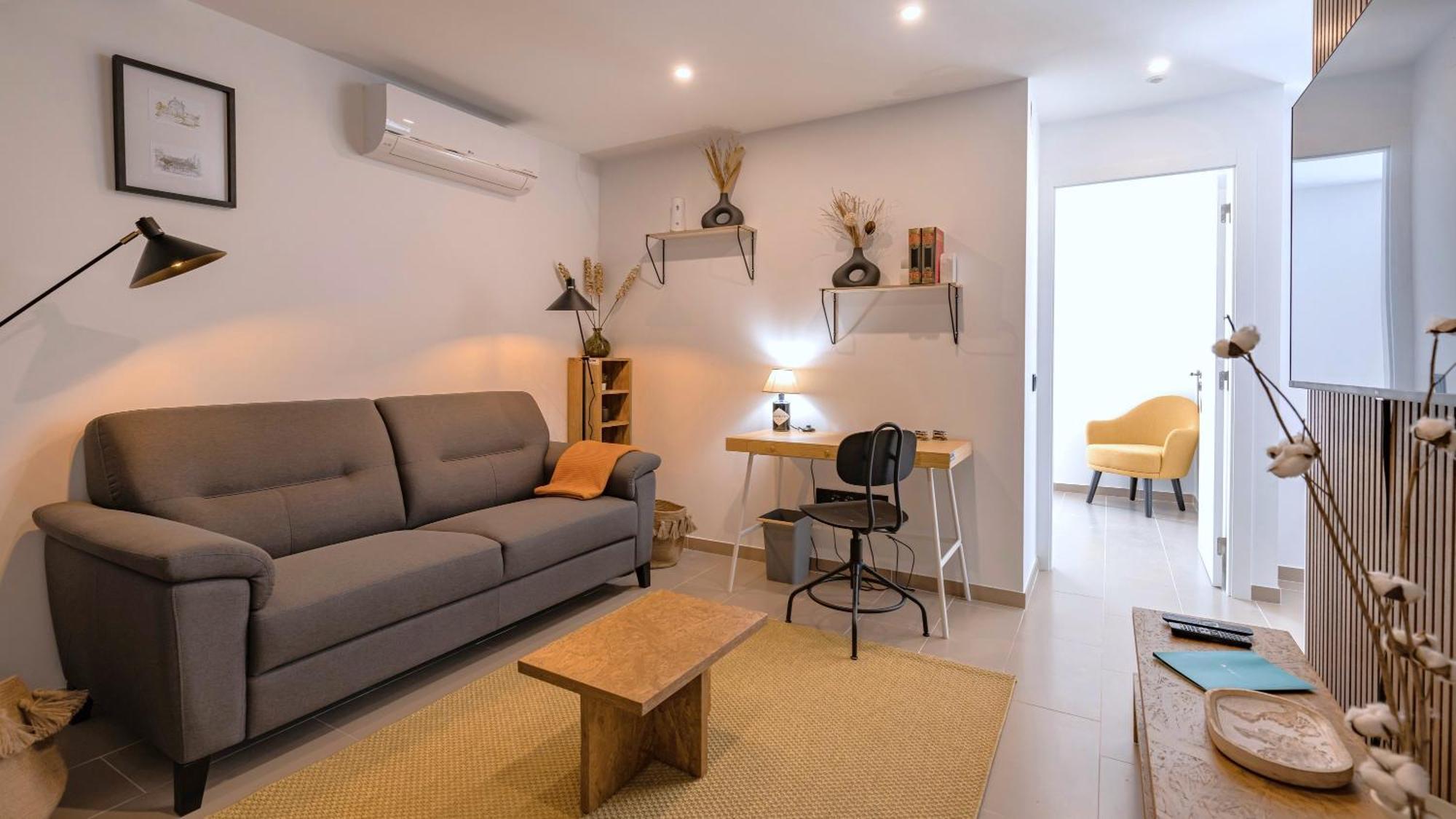 Apartment Amazing 3bdr Duplex In By Lovelystay *