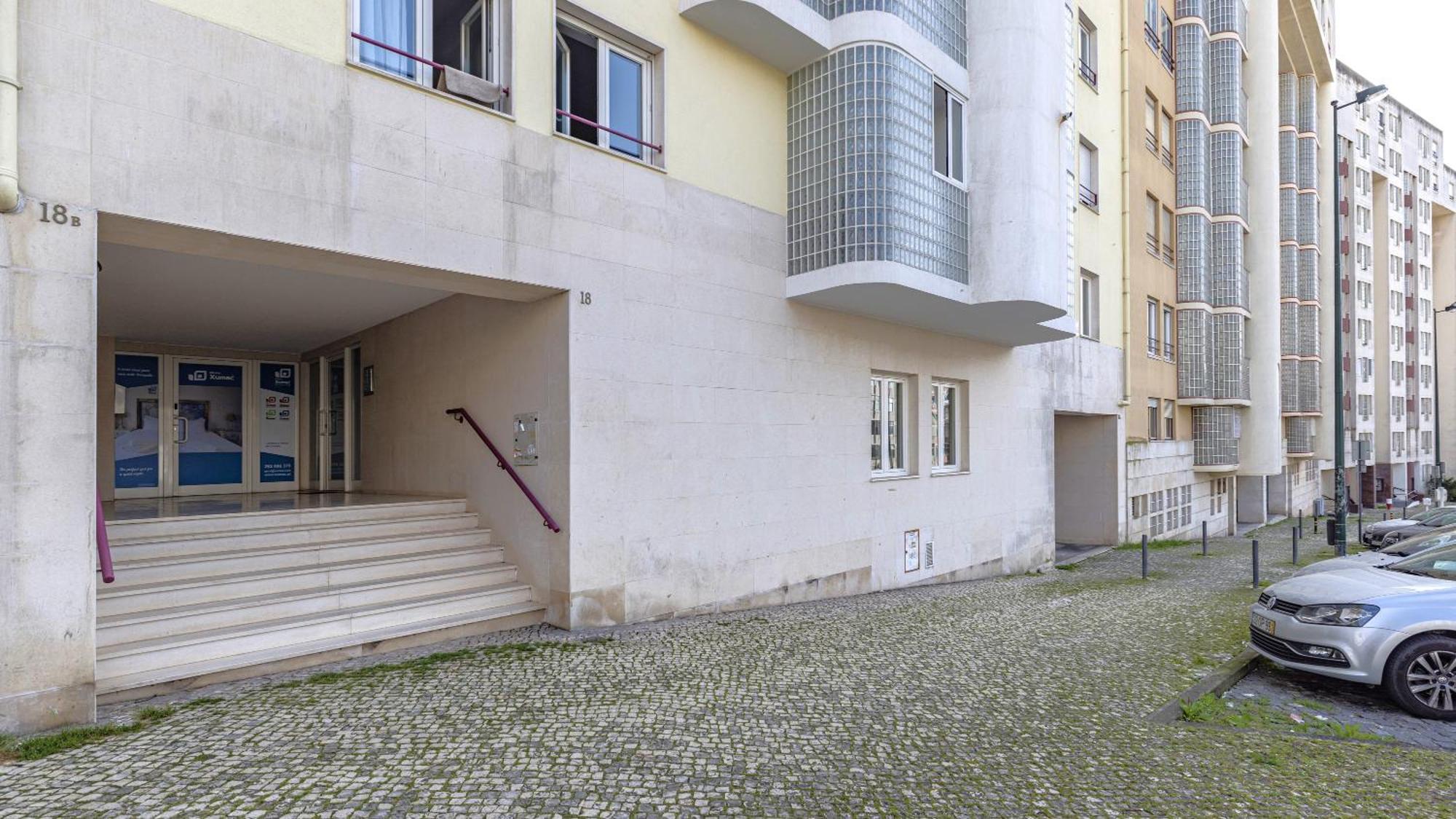 Amazing 3bdr Duplex In By Lovelystay Apartment Lisbon
